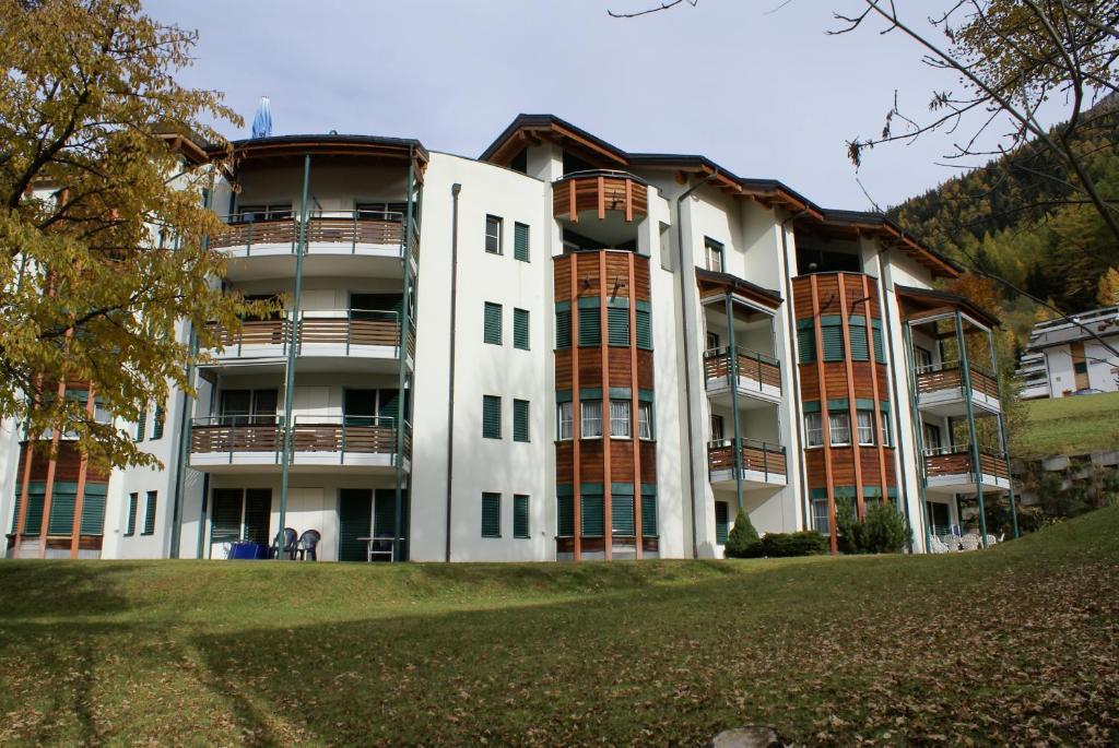 Appartementhaus La Promenade ロイカーバード 部屋 写真